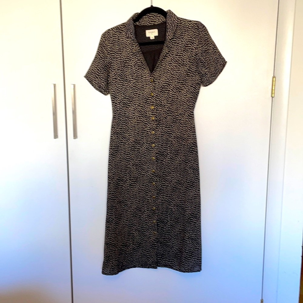 Everly BLACK PRINTED BUTTON DOWN MIDI DRESS